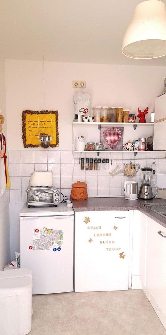 Pronájem bytu 2+1 63 m², Kleiststr. 17, Rosenheim, Bavorsko Pronájem bytu 2+1 63 m², Kleiststr. 17, Rosenheim, Bavorsko