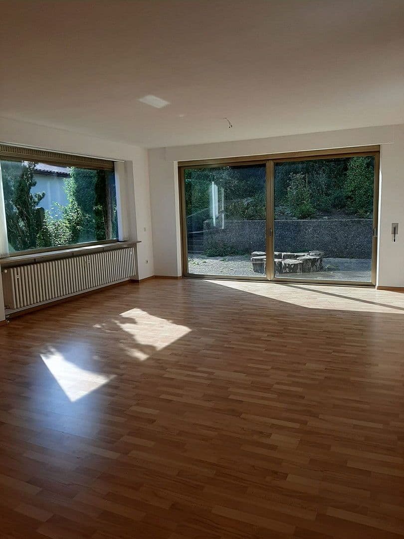 Pronájem bytu 4+1 150 m², Burgkunstadt, Bavorsko Pronájem bytu 4+1 150 m², Burgkunstadt, Bavorsko