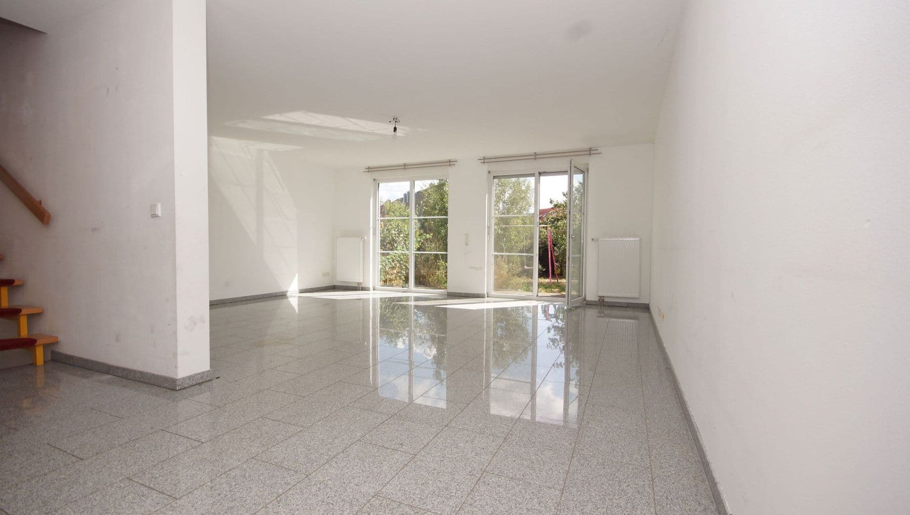 Pronájem domu 158 m², pozemek 250 m², Frankfurt, Hessen Pronájem domu 158 m², pozemek 250 m², Frankfurt, Hessen