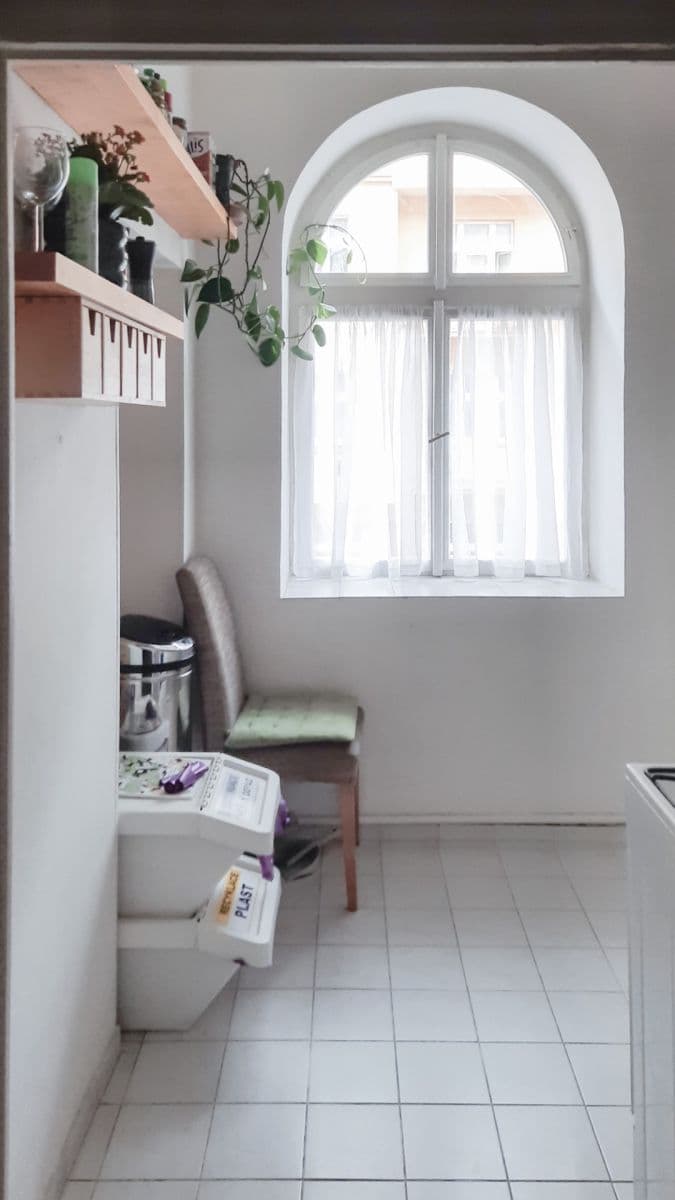 Prodej bytu 2+1 64 m², Kyjevská, Praha, Praha Prodej bytu 2+1 64 m², Kyjevská, Praha, Praha