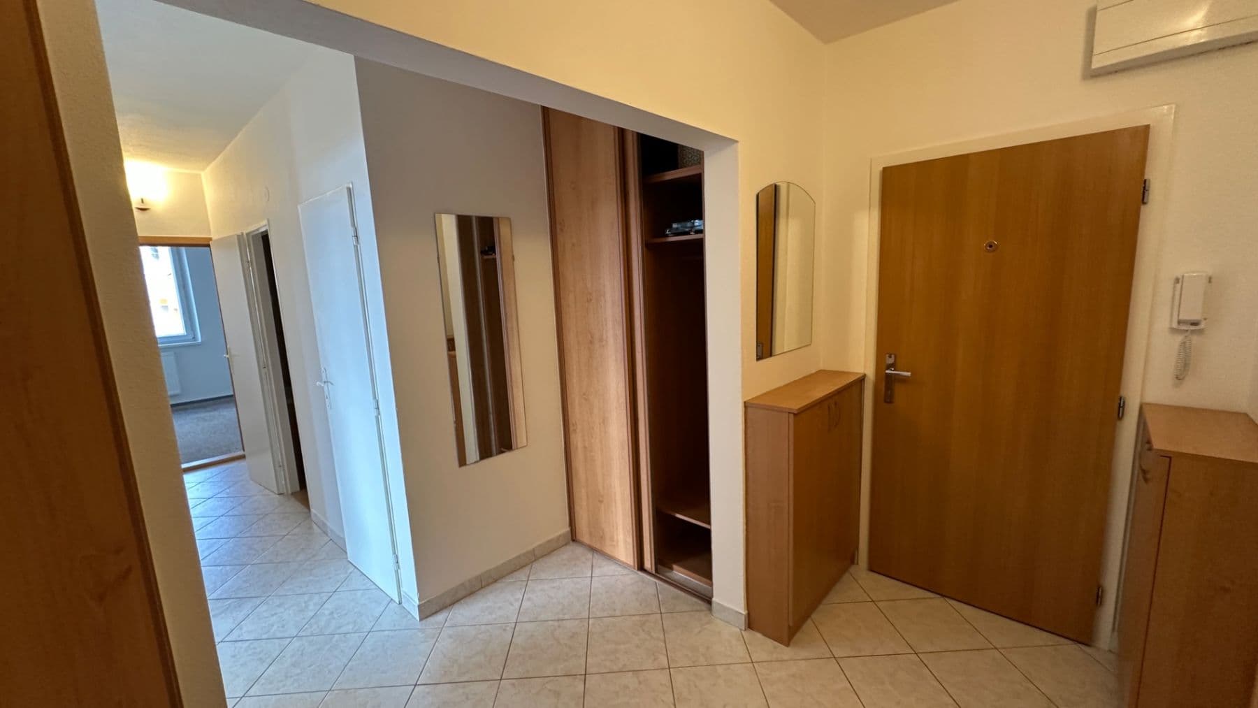 Pronájem bytu 3+kk 75 m², Dunajská, Brno, Jihomoravský kraj Pronájem bytu 3+kk 75 m², Dunajská, Brno, Jihomoravský kraj