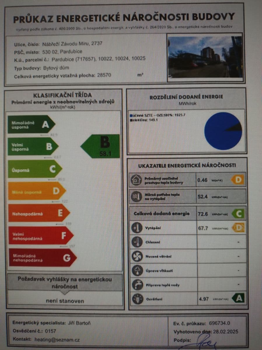 Prodej bytu 2+kk 53 m², nábřeží Závodu míru, Pardubice, Pardubický kraj Prodej bytu 2+kk 53 m², nábřeží Závodu míru, Pardubice, Pardubický kraj