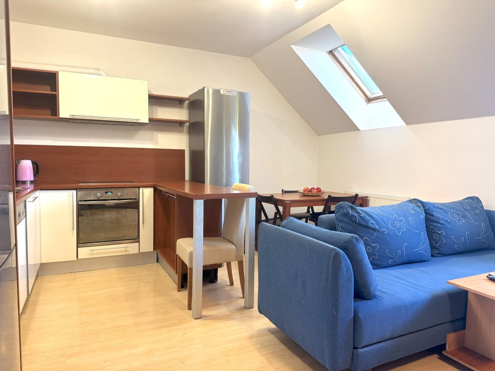 Prodej bytu 4+kk 100 m², Hrnčířská, Jesenice, Středočeský kraj Prodej bytu 4+kk 100 m², Hrnčířská, Jesenice, Středočeský kraj