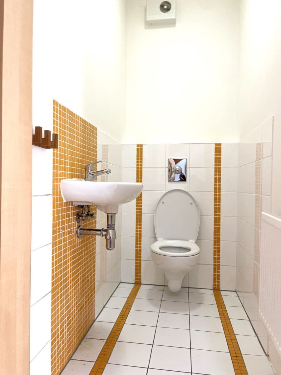 Prodej bytu 4+kk 100 m², Hrnčířská, Jesenice, Středočeský kraj Prodej bytu 4+kk 100 m², Hrnčířská, Jesenice, Středočeský kraj