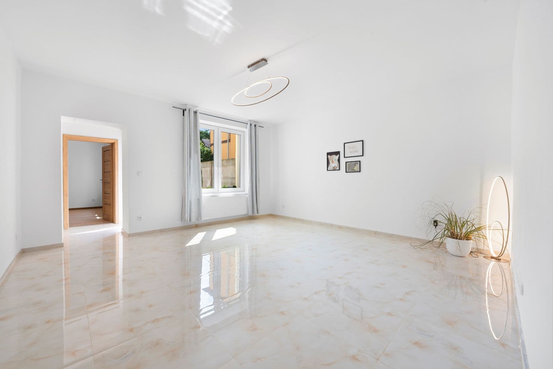 Prodej bytu 4+1 350 m², Masarykova, Židlochovice, Jihomoravský kraj Prodej bytu 4+1 350 m², Masarykova, Židlochovice, Jihomoravský kraj