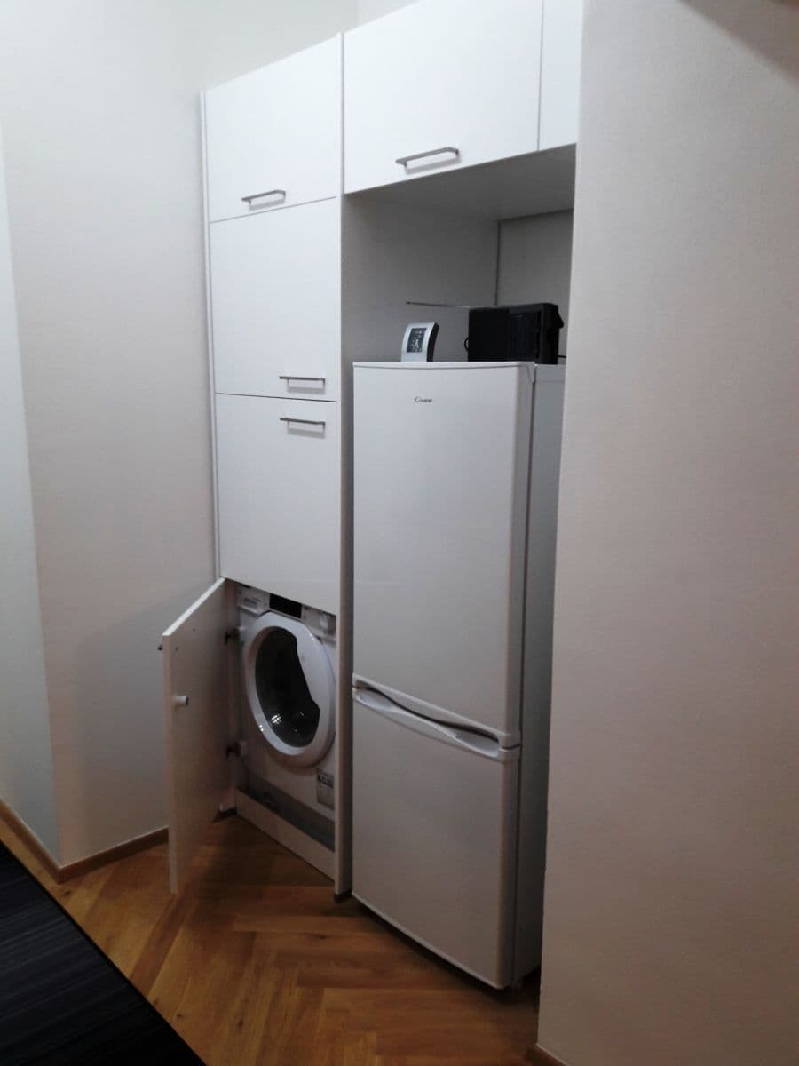 Pronájem bytu 1+1 35 m², Antonínská, Brno, Jihomoravský kraj Pronájem bytu 1+1 35 m², Antonínská, Brno, Jihomoravský kraj