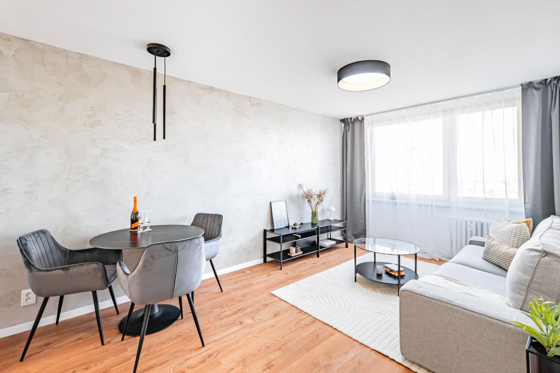 Prodej bytu 2+kk 46 m², Vlastina, Praha, Praha Prodej bytu 2+kk 46 m², Vlastina, Praha, Praha