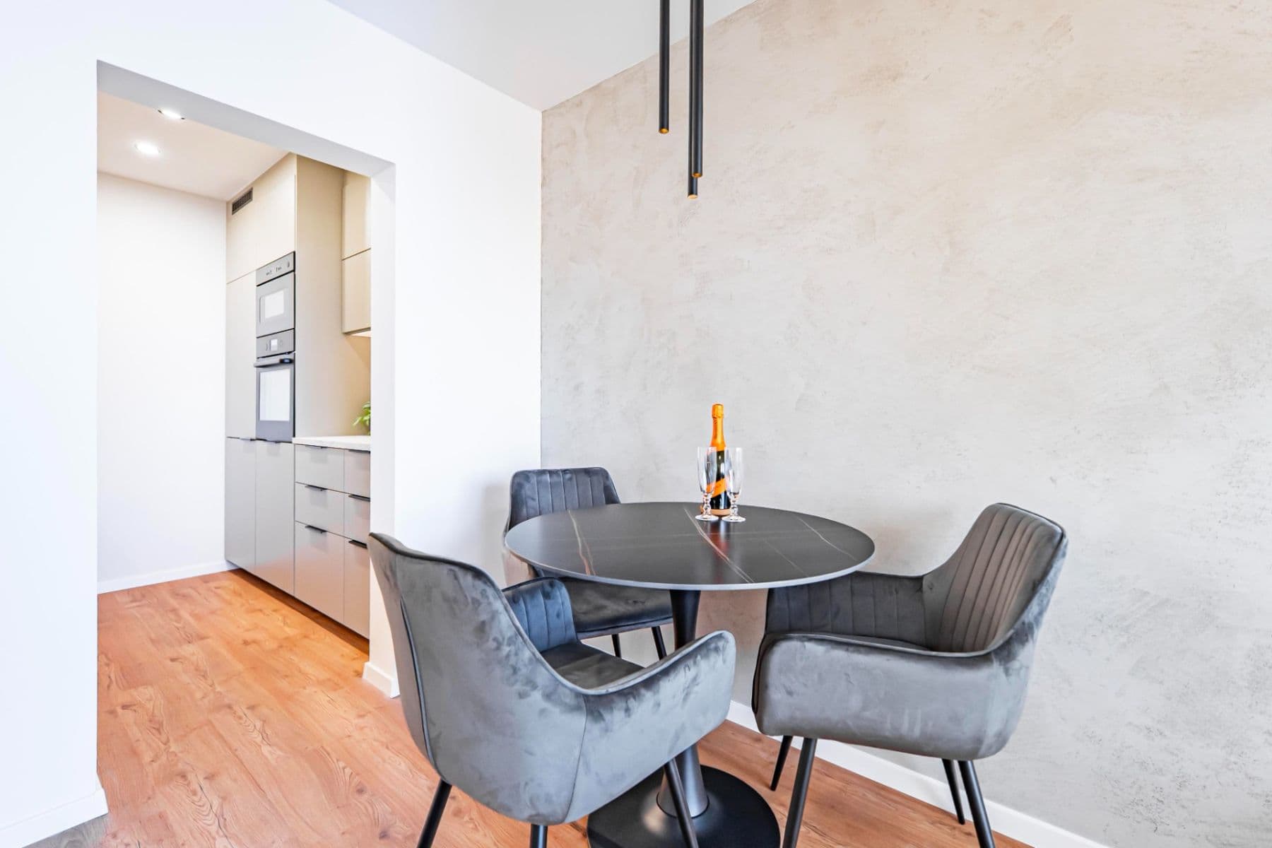 Prodej bytu 2+kk 46 m², Vlastina, Praha, Praha Prodej bytu 2+kk 46 m², Vlastina, Praha, Praha