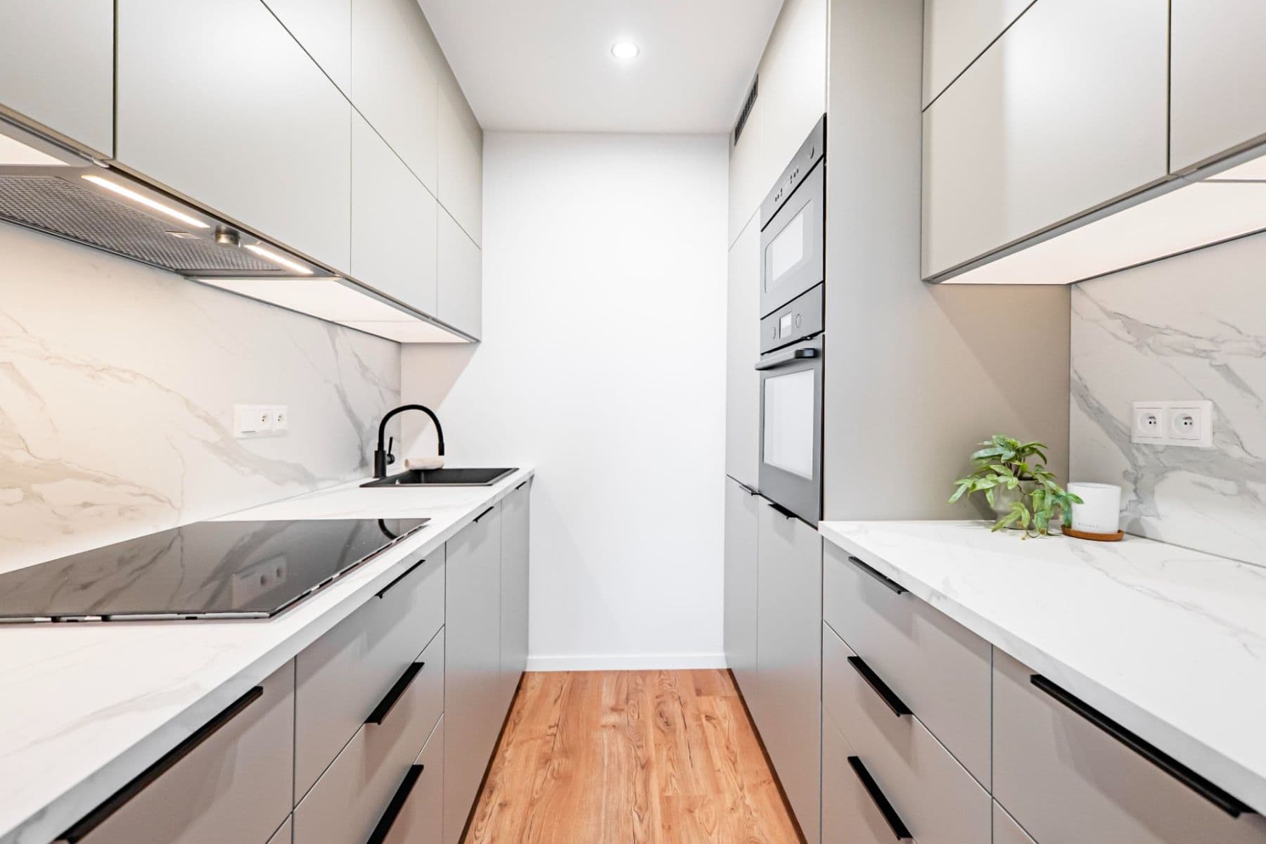 Prodej bytu 2+kk 46 m², Vlastina, Praha, Praha Prodej bytu 2+kk 46 m², Vlastina, Praha, Praha