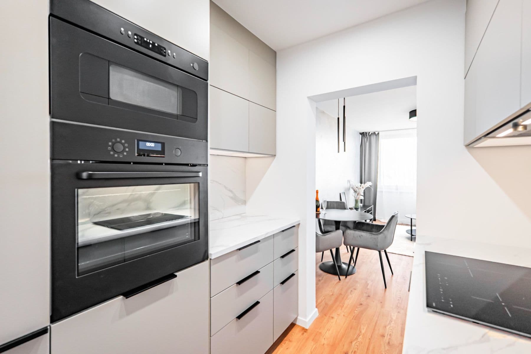 Prodej bytu 2+kk 46 m², Vlastina, Praha, Praha Prodej bytu 2+kk 46 m², Vlastina, Praha, Praha