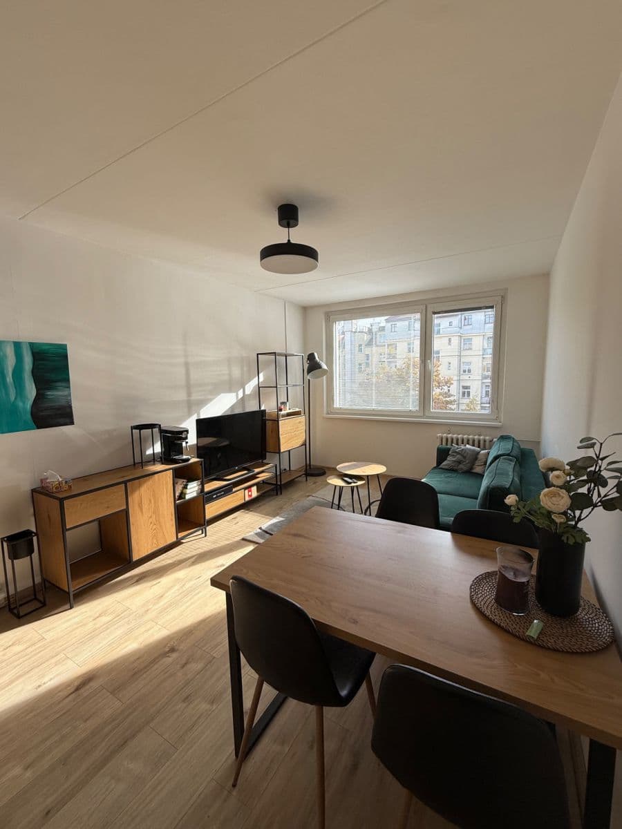 Pronájem bytu 2+kk 47 m², Přemyslovská, Praha, Praha Pronájem bytu 2+kk 47 m², Přemyslovská, Praha, Praha
