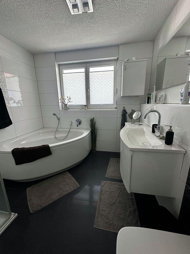 Prodej bytu 4+kk 120 m², Rheinfelden (Baden), Bádensko-Württembersko Prodej bytu 4+kk 120 m², Rheinfelden (Baden), Bádensko-Württembersko