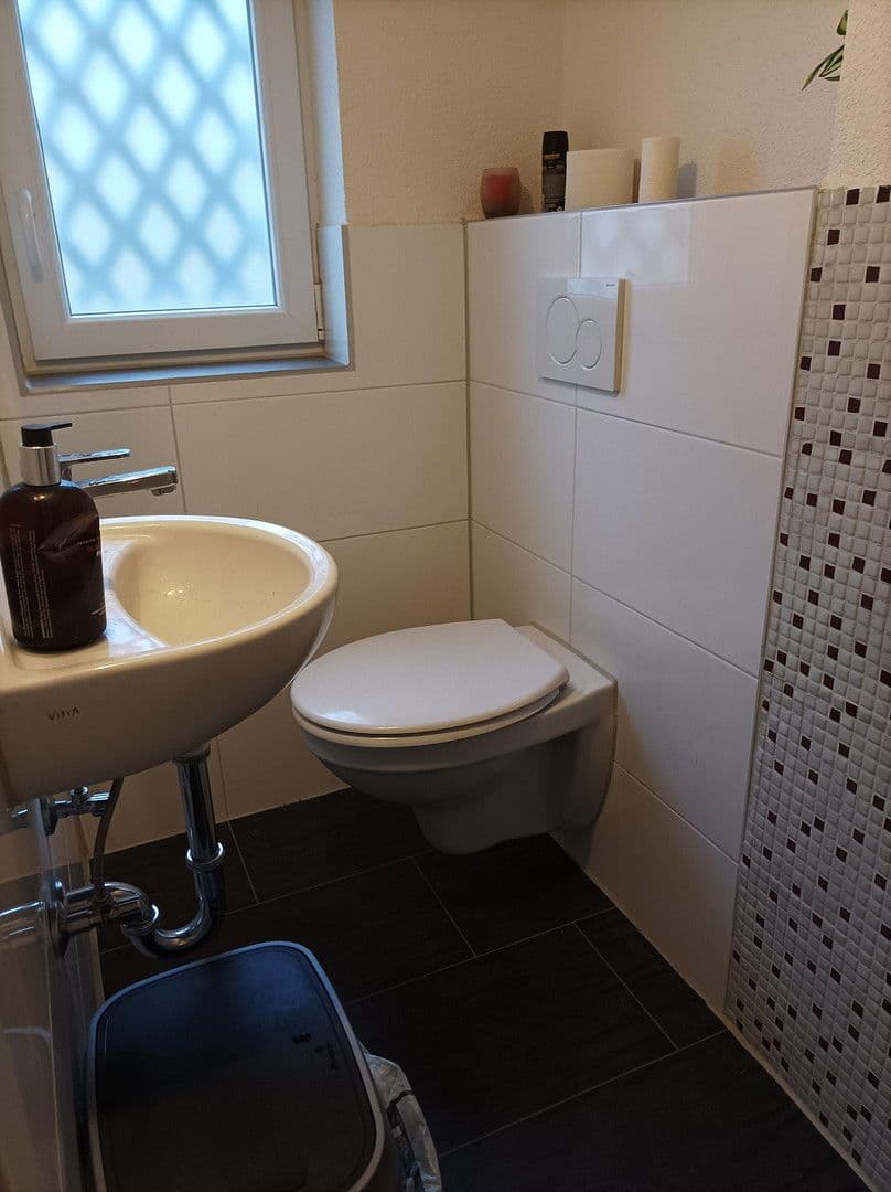 Pronájem nebytového prostoru 75 m², Obersulm, Bádensko-Württembersko Pronájem nebytového prostoru 75 m², Obersulm, Bádensko-Württembersko