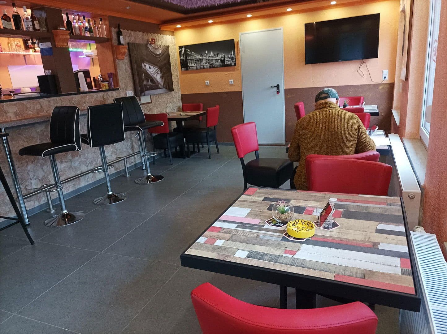 Pronájem nebytového prostoru 75 m², Obersulm, Bádensko-Württembersko Pronájem nebytového prostoru 75 m², Obersulm, Bádensko-Württembersko