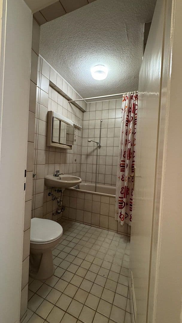 Pronájem bytu 1+1 36 m², Sperberstraße 19, Nürnberg, Bavorsko Pronájem bytu 1+1 36 m², Sperberstraße 19, Nürnberg, Bavorsko