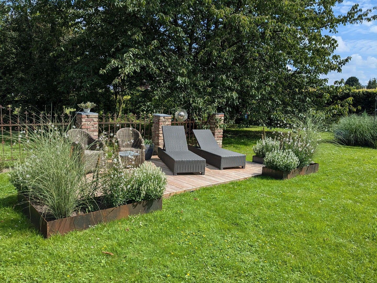 Prodej domu 127 m², pozemek 1.695 m², Wegberg, Severní Porýní-Vestfálsko Prodej domu 127 m², pozemek 1.695 m², Wegberg, Severní Porýní-Vestfálsko