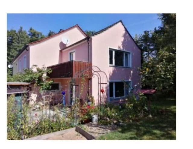 Prodej domu 156 m², pozemek 666 m², Nikolaus Fey Straße 18, Wiesentheid, Bavorsko Prodej domu 156 m², pozemek 666 m², Nikolaus Fey Straße 18, Wiesentheid, Bavorsko