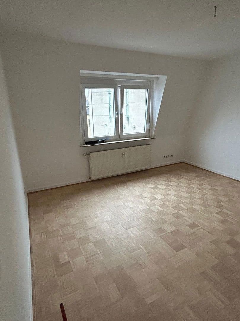 Pronájem bytu 2+1 68 m², Hedwig-Dransfeld-Str. 14, Frankfurt, Hessen Pronájem bytu 2+1 68 m², Hedwig-Dransfeld-Str. 14, Frankfurt, Hessen
