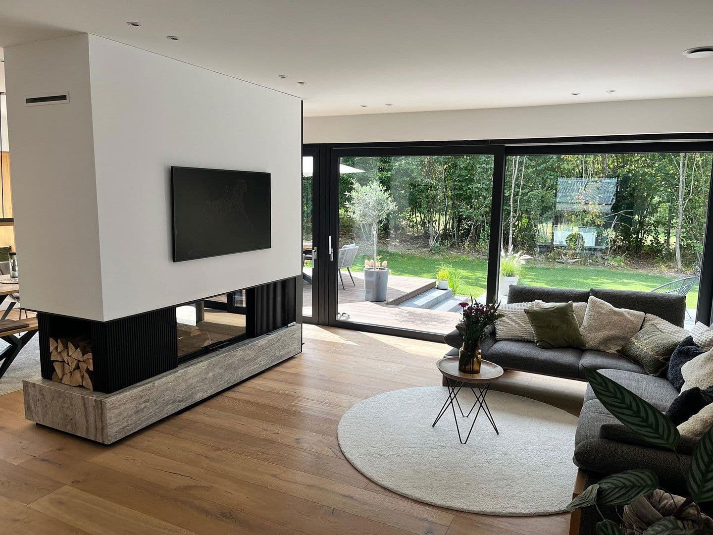 Prodej domu 253 m², pozemek 562 m², Olpe, Severní Porýní-Vestfálsko Prodej domu 253 m², pozemek 562 m², Olpe, Severní Porýní-Vestfálsko