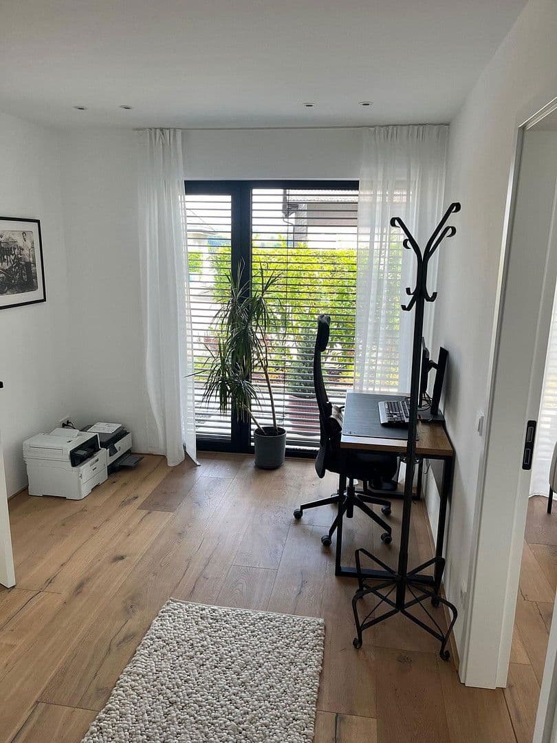 Prodej domu 253 m², pozemek 562 m², Olpe, Severní Porýní-Vestfálsko Prodej domu 253 m², pozemek 562 m², Olpe, Severní Porýní-Vestfálsko