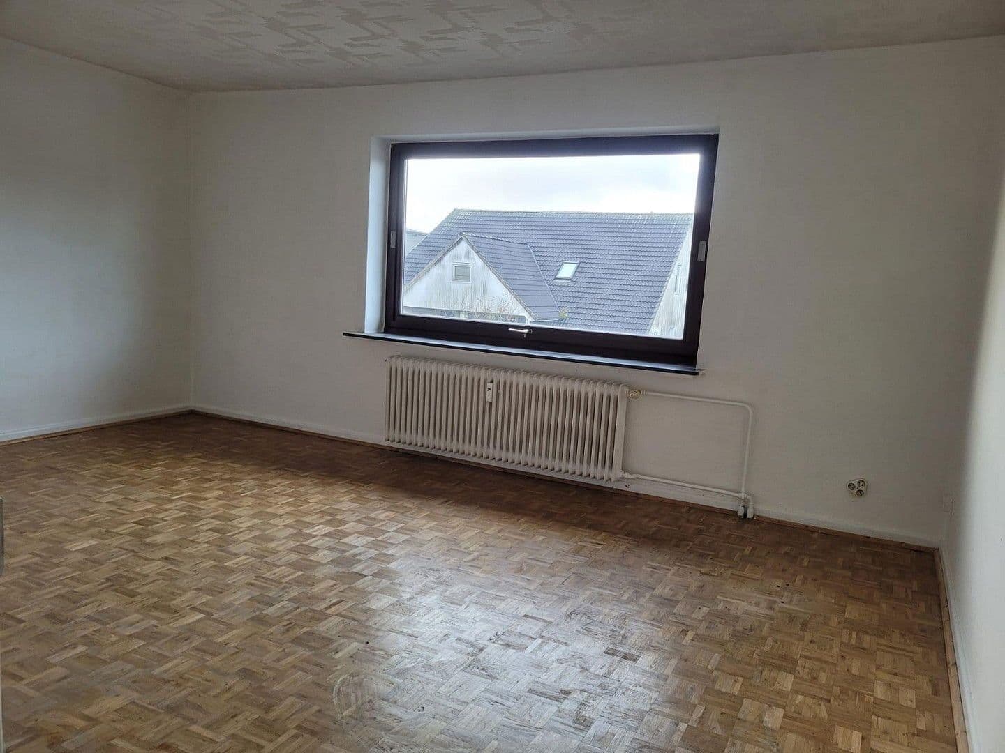 Pronájem bytu 3+1 80 m², Ochsenweg 28 /Sylter Strasse, Flensburg, Šlesvicko-Holštýnsko Pronájem bytu 3+1 80 m², Ochsenweg 28 /Sylter Strasse, Flensburg, Šlesvicko-Holštýnsko