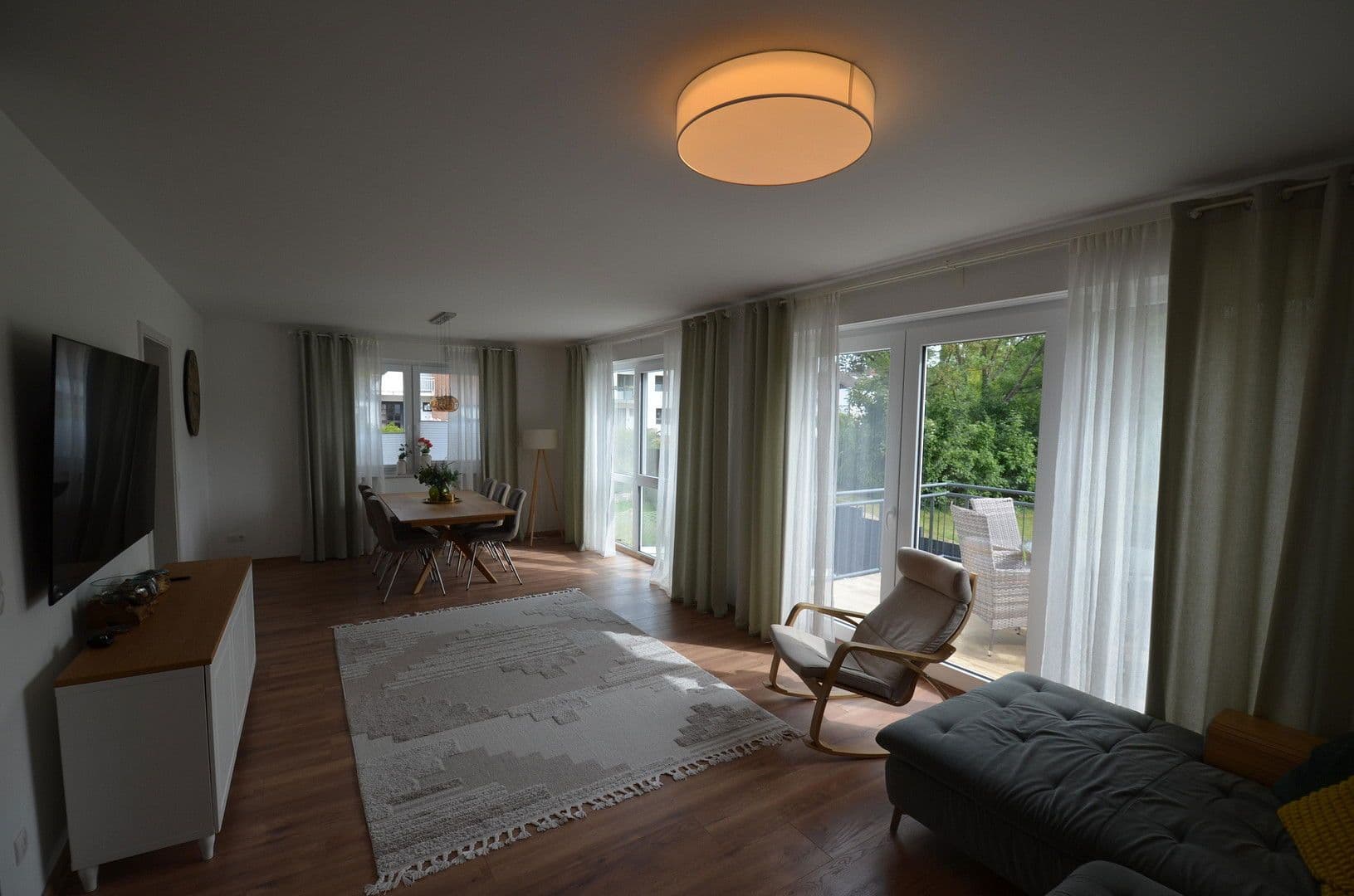 Prodej domu 240 m², pozemek 432 m², Bonn, Severní Porýní-Vestfálsko Prodej domu 240 m², pozemek 432 m², Bonn, Severní Porýní-Vestfálsko