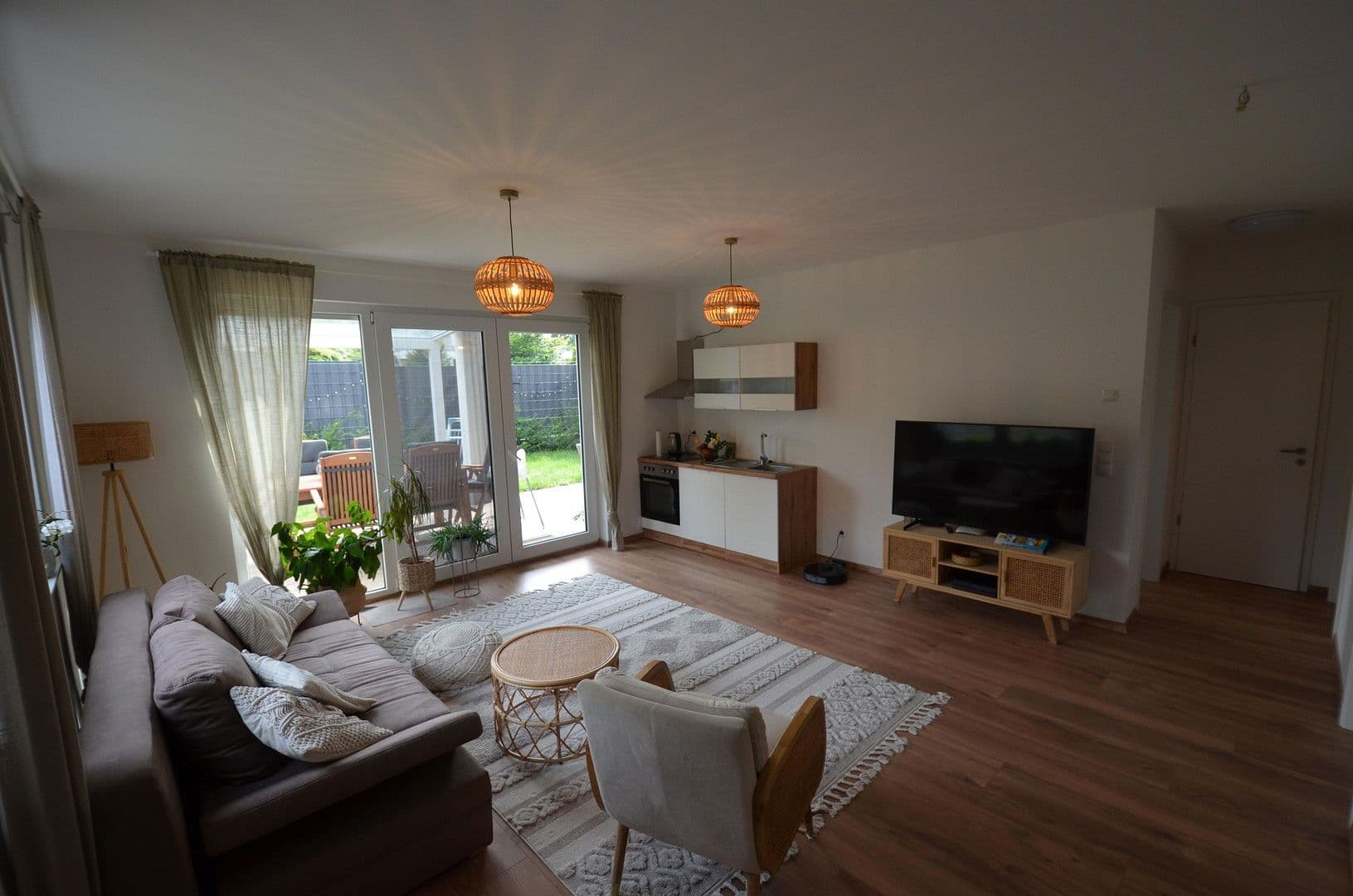 Prodej domu 240 m², pozemek 432 m², Bonn, Severní Porýní-Vestfálsko Prodej domu 240 m², pozemek 432 m², Bonn, Severní Porýní-Vestfálsko