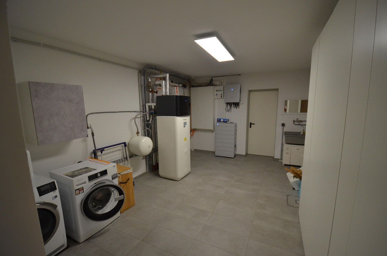 Prodej domu 240 m², pozemek 432 m², Bonn, Severní Porýní-Vestfálsko Prodej domu 240 m², pozemek 432 m², Bonn, Severní Porýní-Vestfálsko