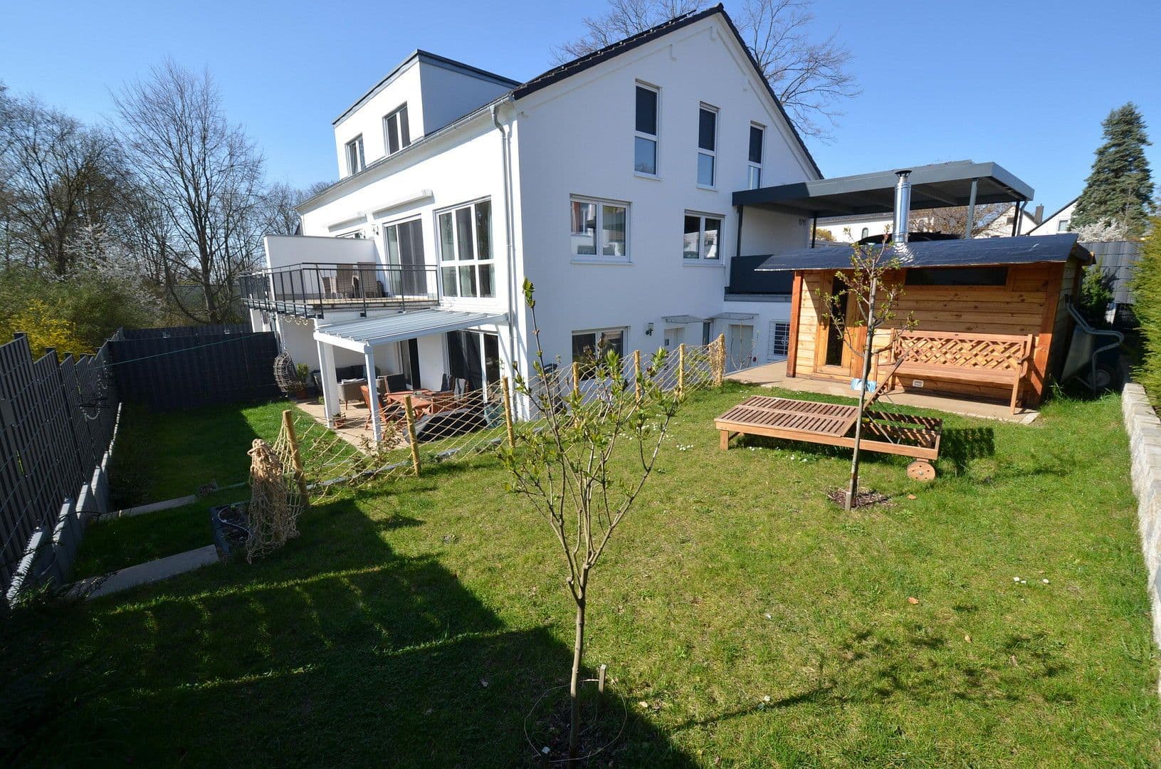 Prodej domu 240 m², pozemek 432 m², Bonn, Severní Porýní-Vestfálsko Prodej domu 240 m², pozemek 432 m², Bonn, Severní Porýní-Vestfálsko