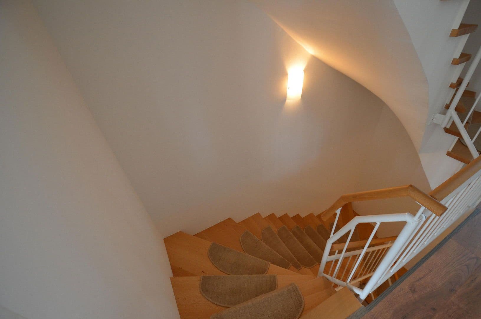 Prodej domu 240 m², pozemek 432 m², Bonn, Severní Porýní-Vestfálsko Prodej domu 240 m², pozemek 432 m², Bonn, Severní Porýní-Vestfálsko