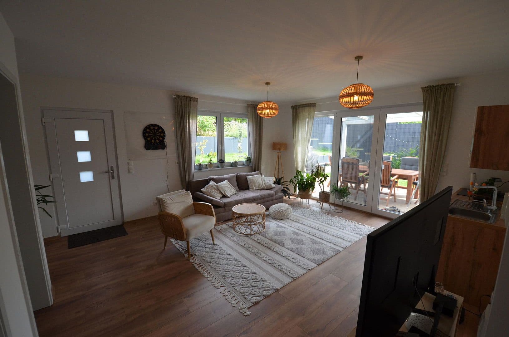 Prodej domu 240 m², pozemek 432 m², Bonn, Severní Porýní-Vestfálsko Prodej domu 240 m², pozemek 432 m², Bonn, Severní Porýní-Vestfálsko