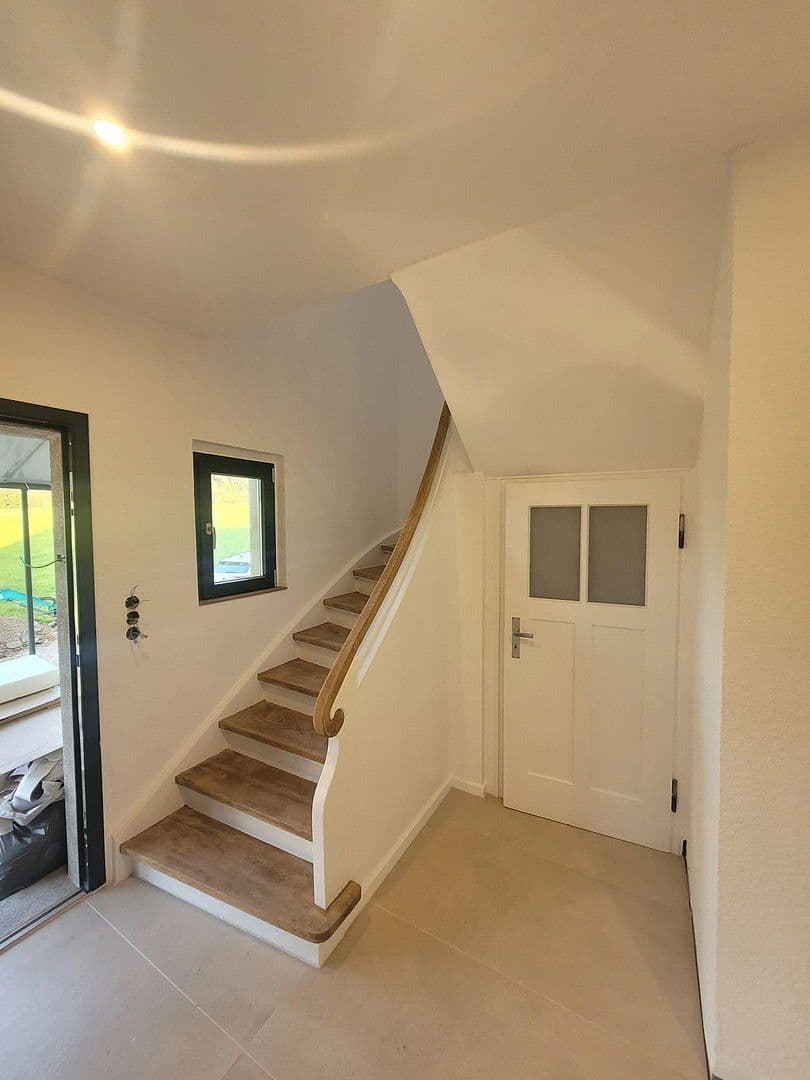 Pronájem bytu 4+1 110 m², Eitorf, Severní Porýní-Vestfálsko Pronájem bytu 4+1 110 m², Eitorf, Severní Porýní-Vestfálsko