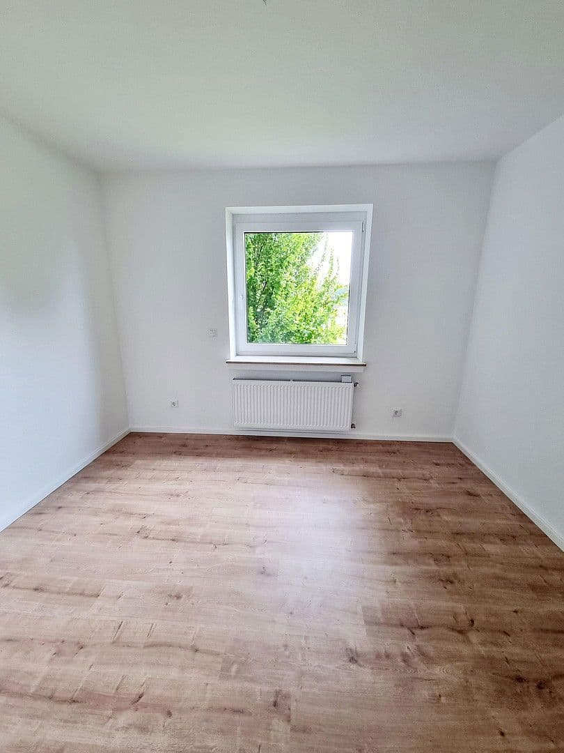 Pronájem bytu 4+1 92 m², Osnabrück, Dolní Sasko Pronájem bytu 4+1 92 m², Osnabrück, Dolní Sasko