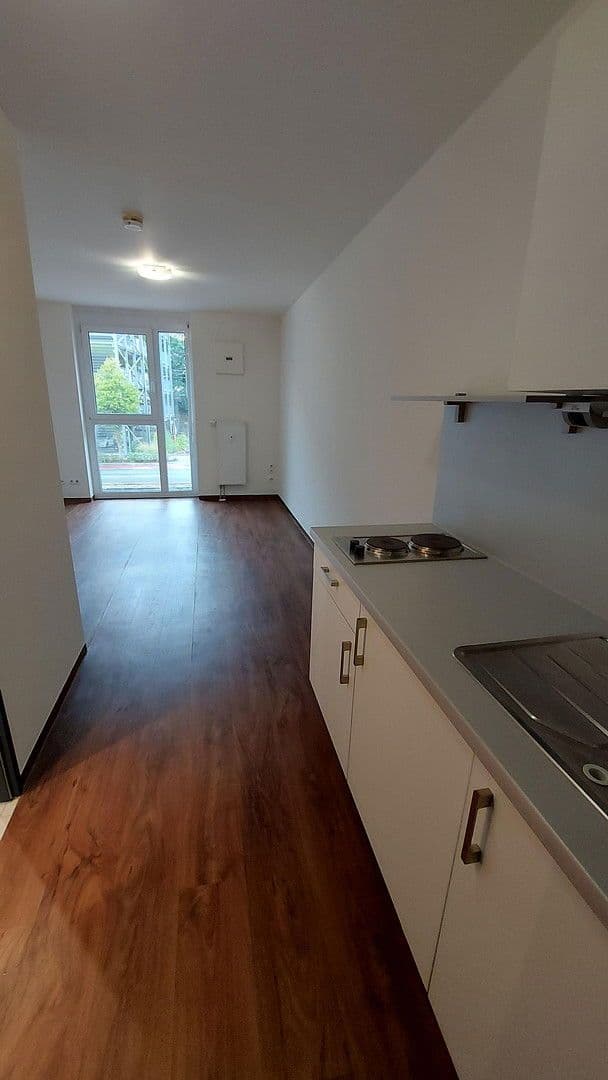 Prodej bytu 1+1 21 m², Bahnhofstrasse 79, Nürnberg, Bavorsko Prodej bytu 1+1 21 m², Bahnhofstrasse 79, Nürnberg, Bavorsko