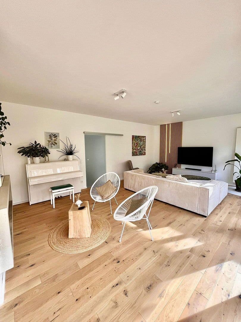 Prodej domu 220 m², pozemek 805 m², Trier, Porýní-Falc Prodej domu 220 m², pozemek 805 m², Trier, Porýní-Falc