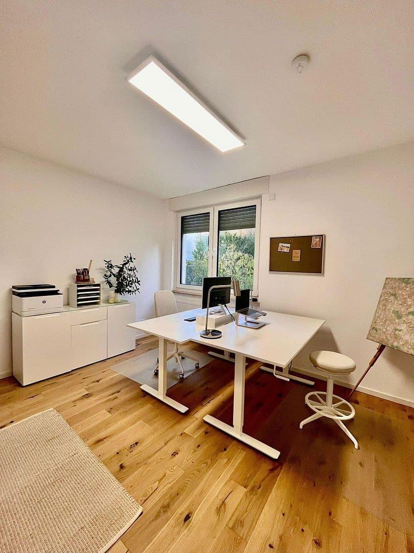 Prodej domu 220 m², pozemek 805 m², Trier, Porýní-Falc Prodej domu 220 m², pozemek 805 m², Trier, Porýní-Falc