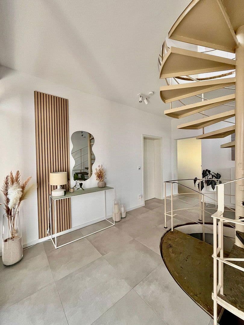 Prodej domu 220 m², pozemek 805 m², Trier, Porýní-Falc Prodej domu 220 m², pozemek 805 m², Trier, Porýní-Falc