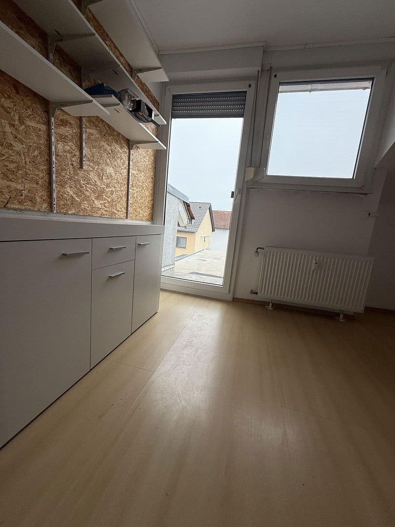 Prodej domu 170 m², pozemek 212 m², Griesheim, Hessen Prodej domu 170 m², pozemek 212 m², Griesheim, Hessen