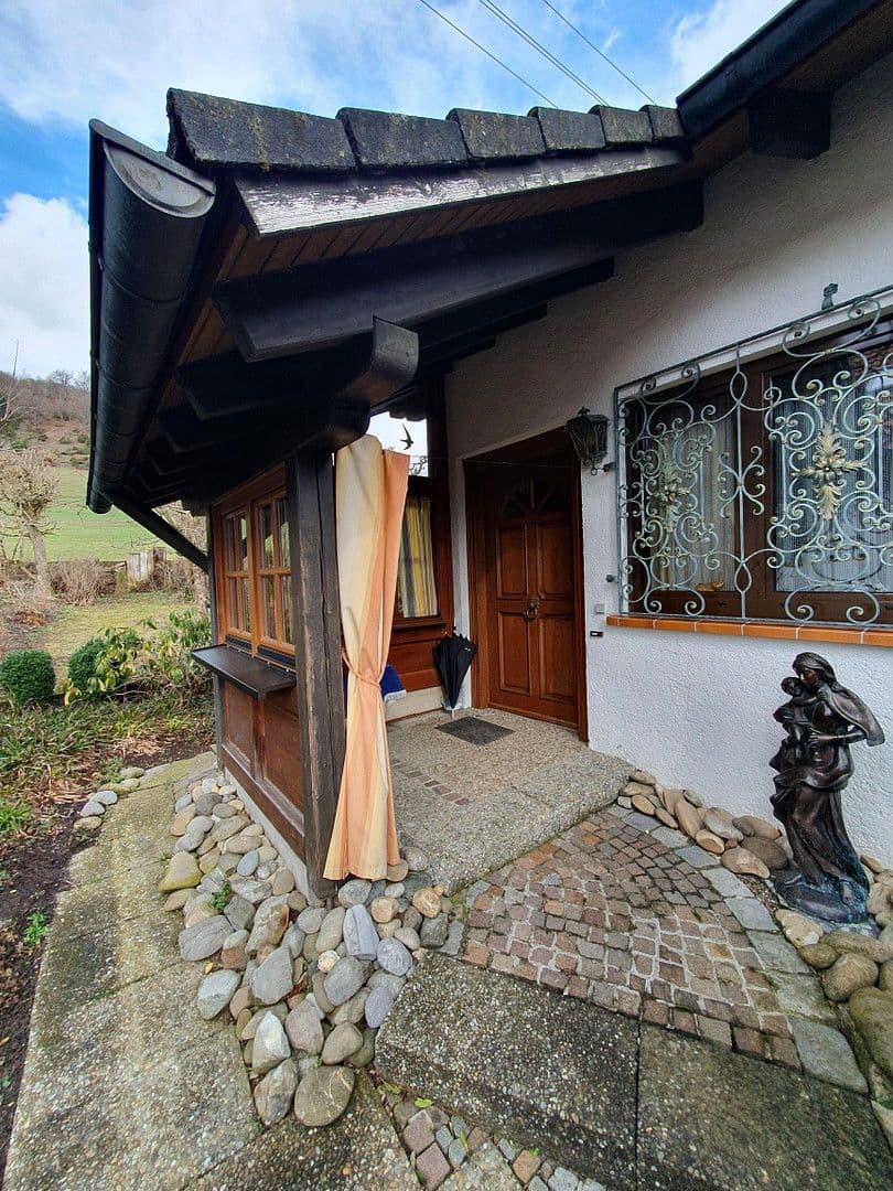 Prodej domu 173 m², pozemek 619 m², Eierbergstraße 6, Schwäbisch Gmünd, Bádensko-Württembersko Prodej domu 173 m², pozemek 619 m², Eierbergstraße 6, Schwäbisch Gmünd, Bádensko-Württembersko