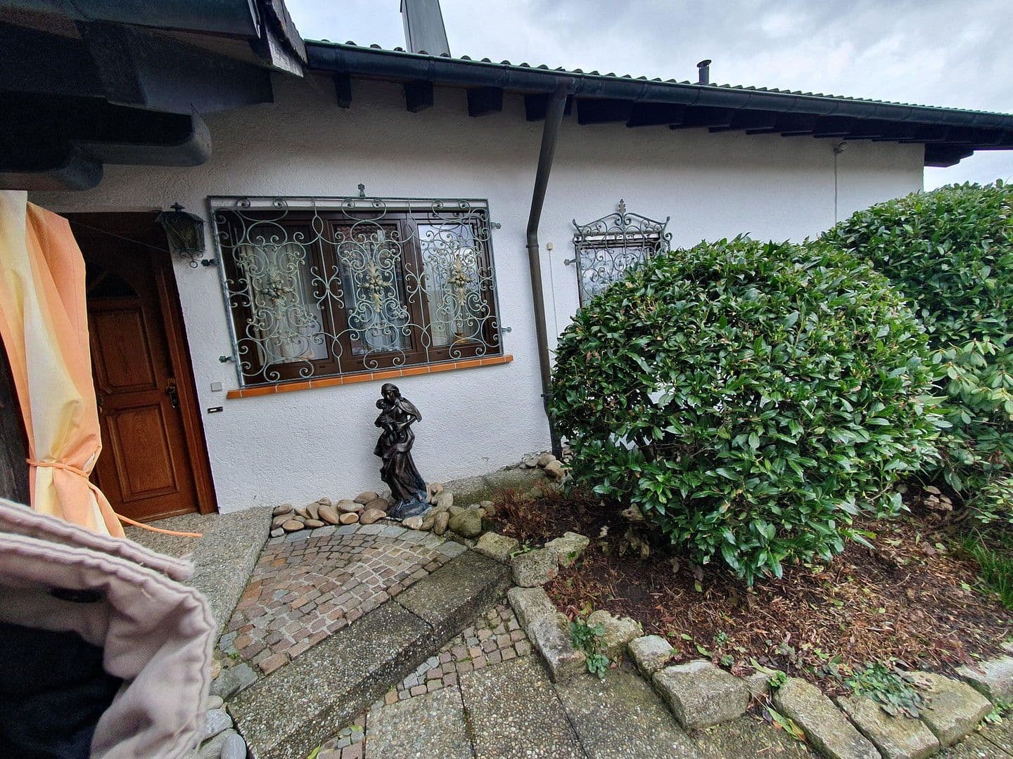 Prodej domu 173 m², pozemek 619 m², Eierbergstraße 6, Schwäbisch Gmünd, Bádensko-Württembersko Prodej domu 173 m², pozemek 619 m², Eierbergstraße 6, Schwäbisch Gmünd, Bádensko-Württembersko