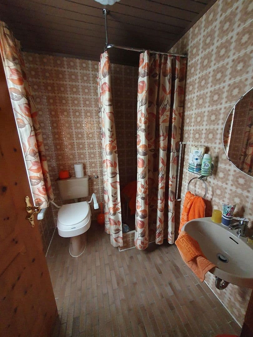 Prodej domu 173 m², pozemek 619 m², Eierbergstraße 6, Schwäbisch Gmünd, Bádensko-Württembersko Prodej domu 173 m², pozemek 619 m², Eierbergstraße 6, Schwäbisch Gmünd, Bádensko-Württembersko