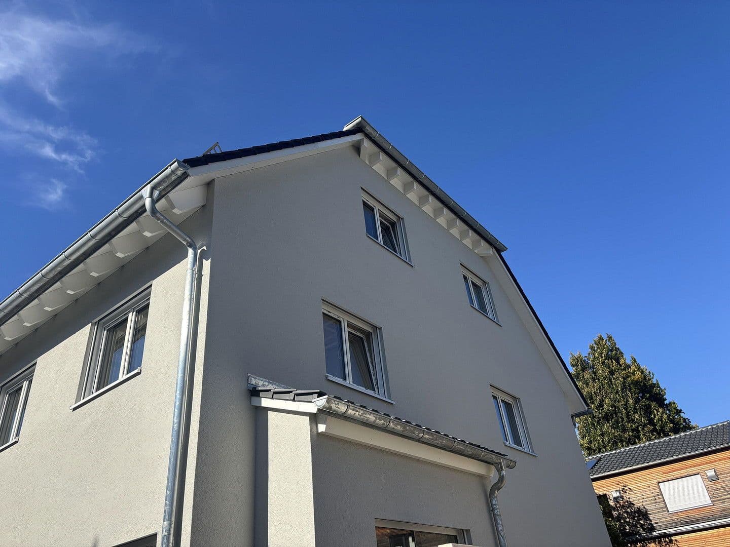 Pronájem domu 150 m², pozemek 178 m², Spalatinstr. 39a, München, Bavorsko Pronájem domu 150 m², pozemek 178 m², Spalatinstr. 39a, München, Bavorsko