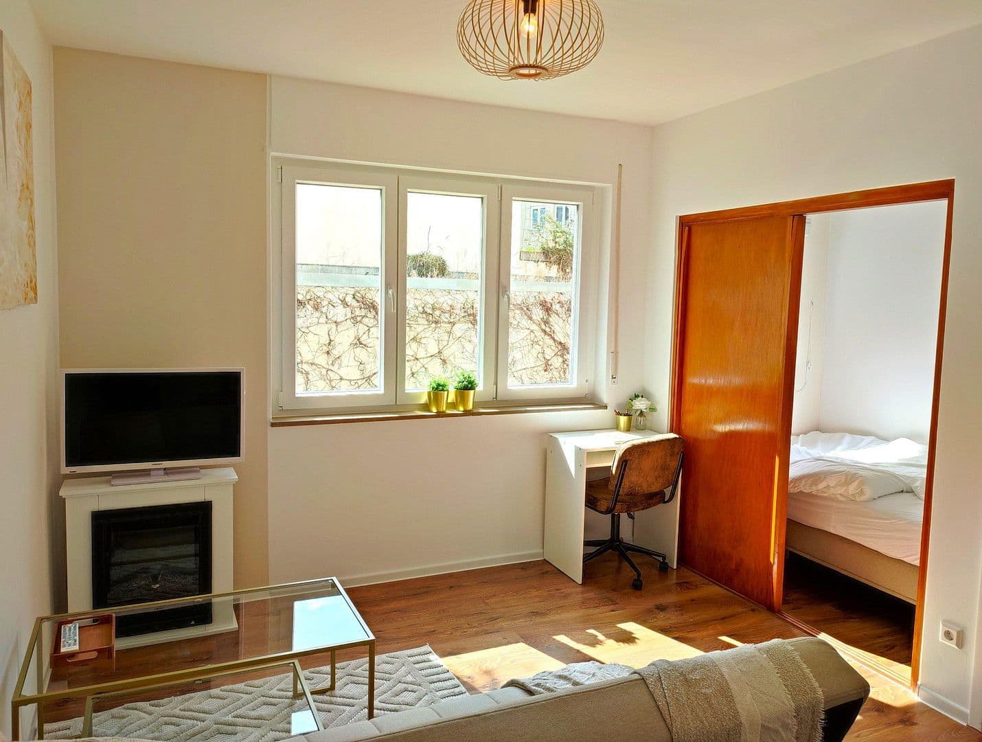 Pronájem bytu 2+1 37 m², Moserstraße 15, Stuttgart, Bádensko-Württembersko Pronájem bytu 2+1 37 m², Moserstraße 15, Stuttgart, Bádensko-Württembersko