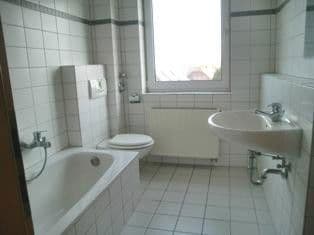 Pronájem bytu 2+1 61 m², Lindenplatz 26, Hermsdorf, Durynsko Pronájem bytu 2+1 61 m², Lindenplatz 26, Hermsdorf, Durynsko