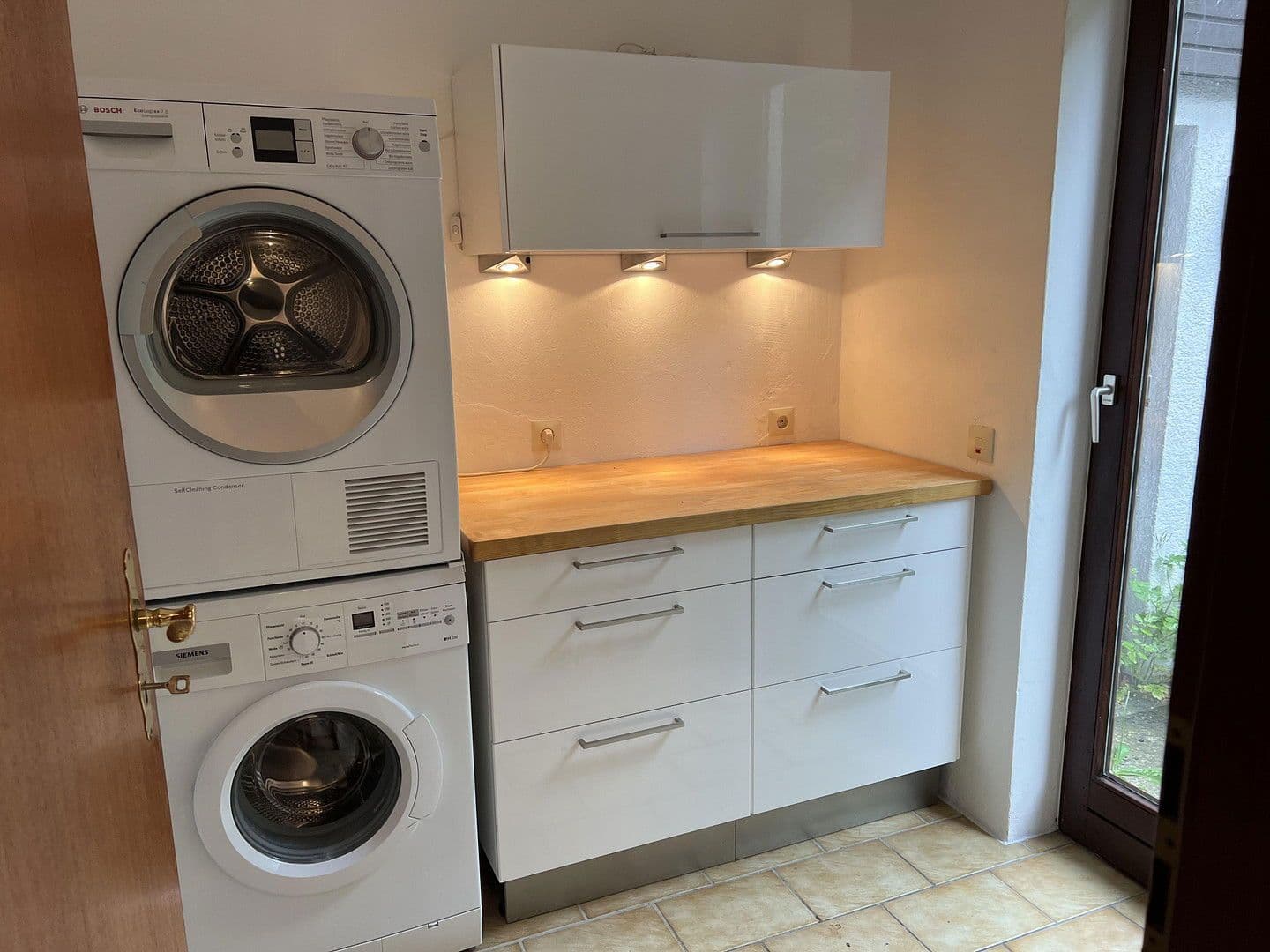 Pronájem bytu 3+1 95 m², Lilienthal, Dolní Sasko Pronájem bytu 3+1 95 m², Lilienthal, Dolní Sasko