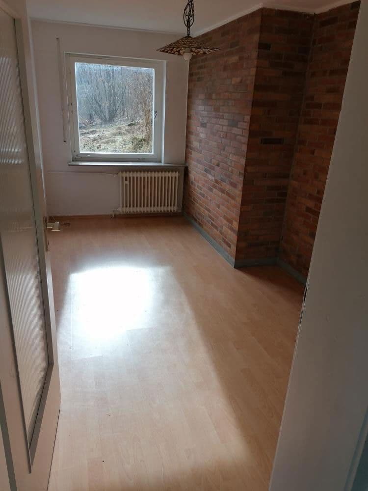 Prodej domu 253 m², pozemek 6.000 m², Ziegelhüttenstr 130, Bad Wildbad, Bádensko-Württembersko Prodej domu 253 m², pozemek 6.000 m², Ziegelhüttenstr 130, Bad Wildbad, Bádensko-Württembersko