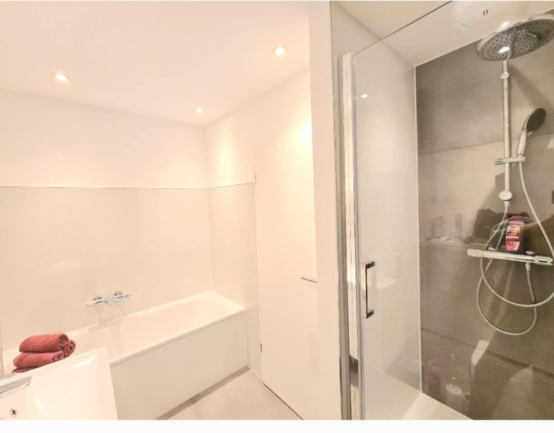 Prodej domu 139 m², pozemek 145 m², Hamburg, Hamburg Prodej domu 139 m², pozemek 145 m², Hamburg, Hamburg