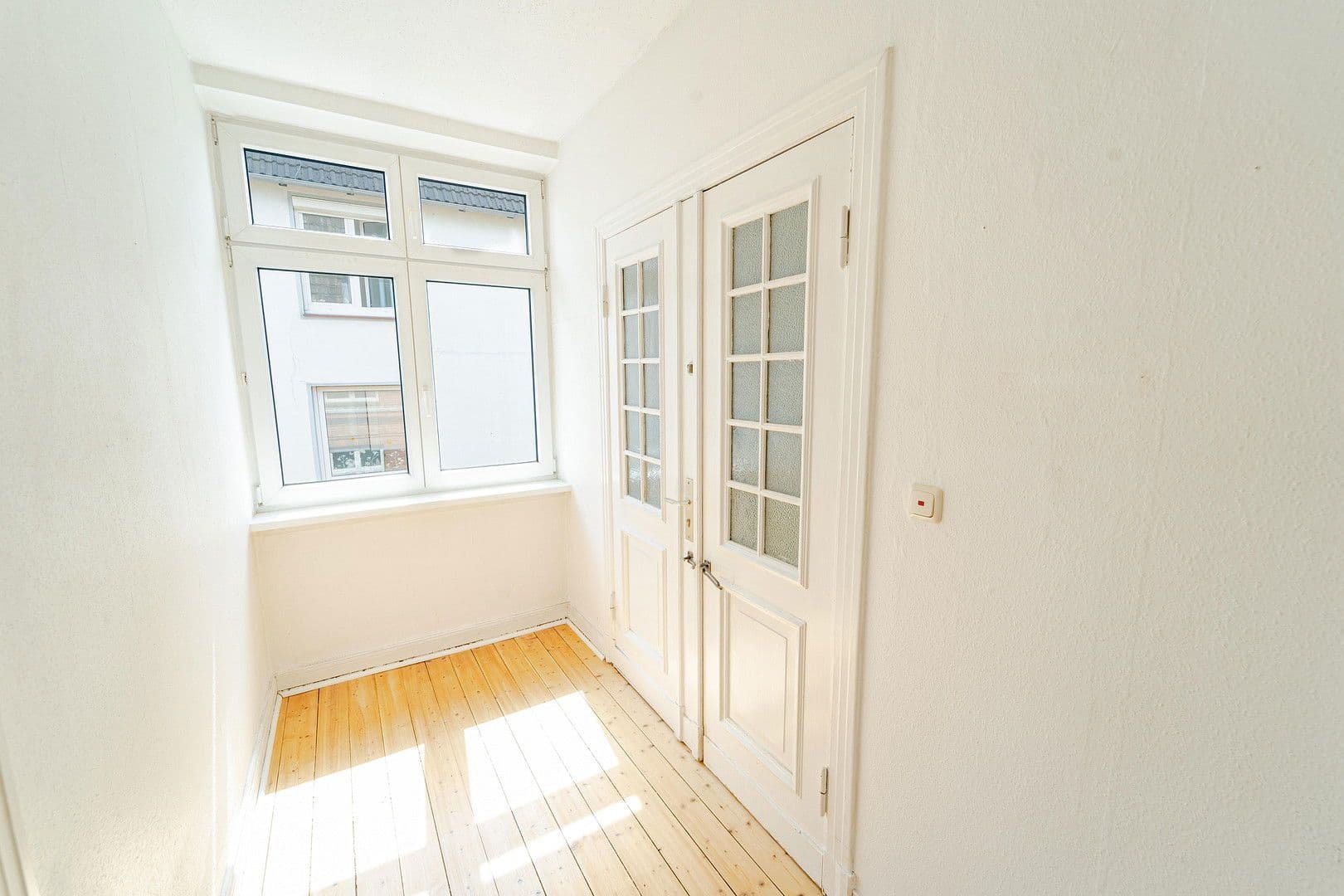 Prodej domu 111 m², Schwartauer Allee 121, Lübeck, Šlesvicko-Holštýnsko Prodej domu 111 m², Schwartauer Allee 121, Lübeck, Šlesvicko-Holštýnsko