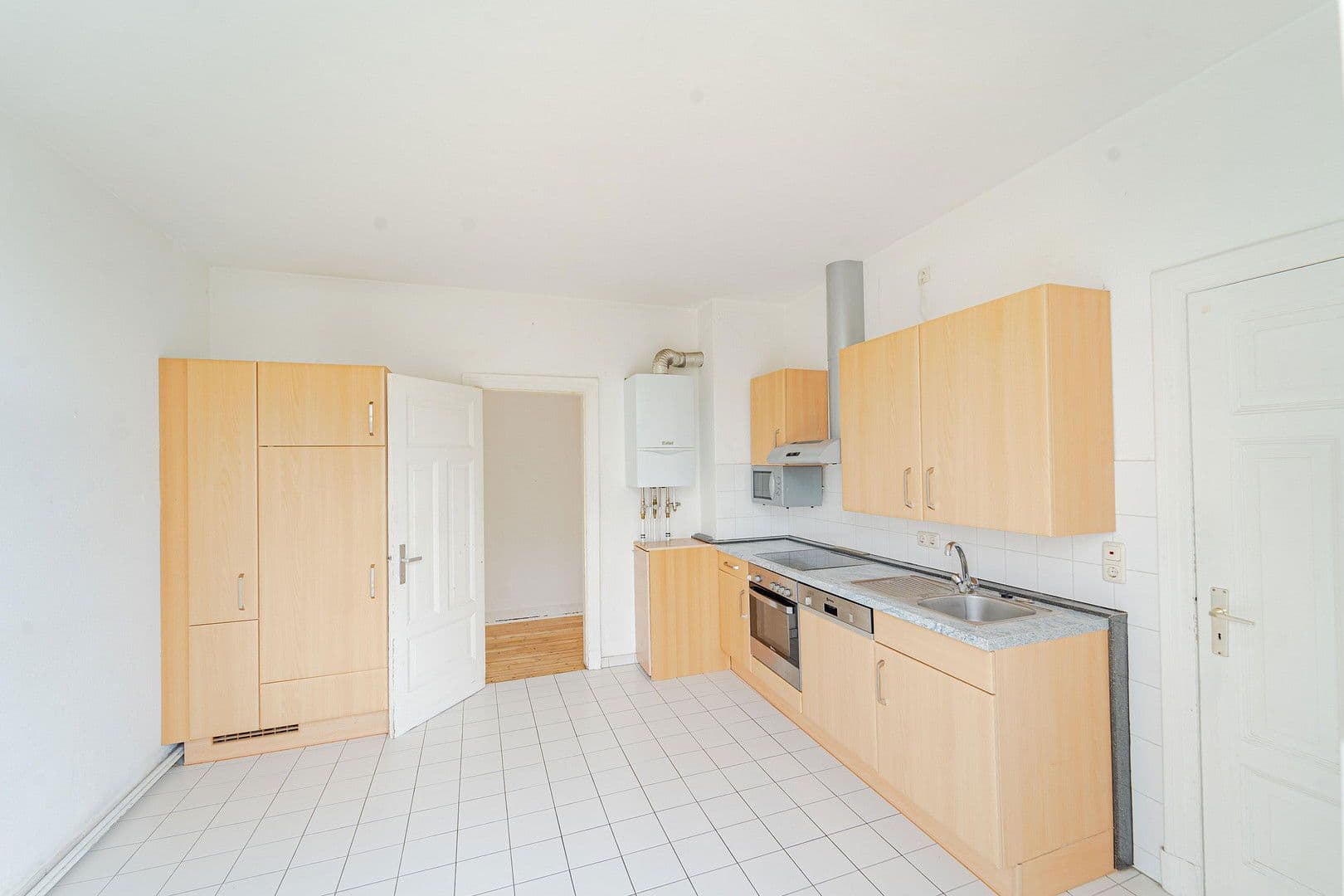 Prodej domu 111 m², Schwartauer Allee 121, Lübeck, Šlesvicko-Holštýnsko Prodej domu 111 m², Schwartauer Allee 121, Lübeck, Šlesvicko-Holštýnsko