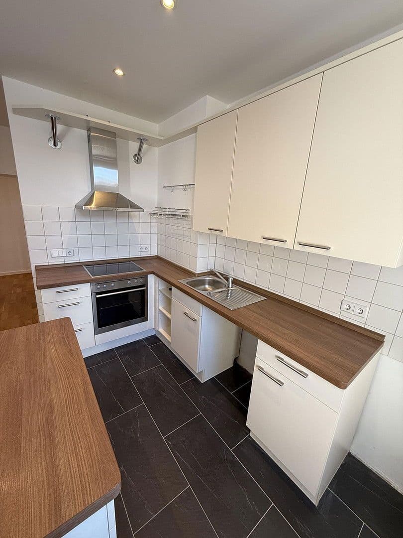 Pronájem bytu 5+1 150 m², Schubart Str. 57, Berlin, Berlín Pronájem bytu 5+1 150 m², Schubart Str. 57, Berlin, Berlín